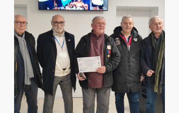 UNE MEDAILLE D'OR ASSOCIATIVE A LA MELLINET FOOTBALL